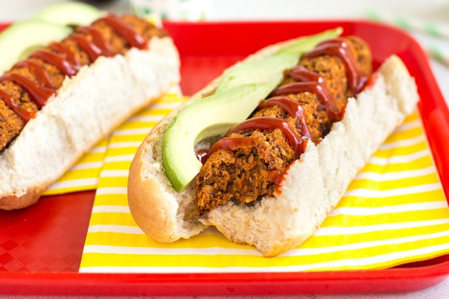 Vegan Hot Dogs
 Homemade vegan hot dogs – Easy Cheesy Ve arian