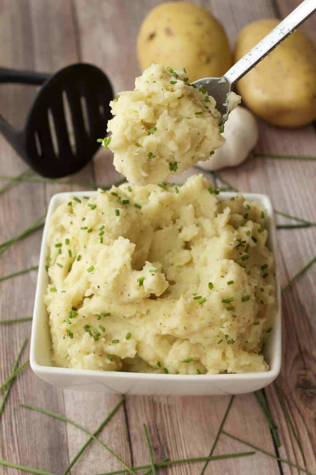 Vegan Mashed Potatoes Recipes
 Vegan Mashed Potatoes with Roasted Garlic Loving It Vegan