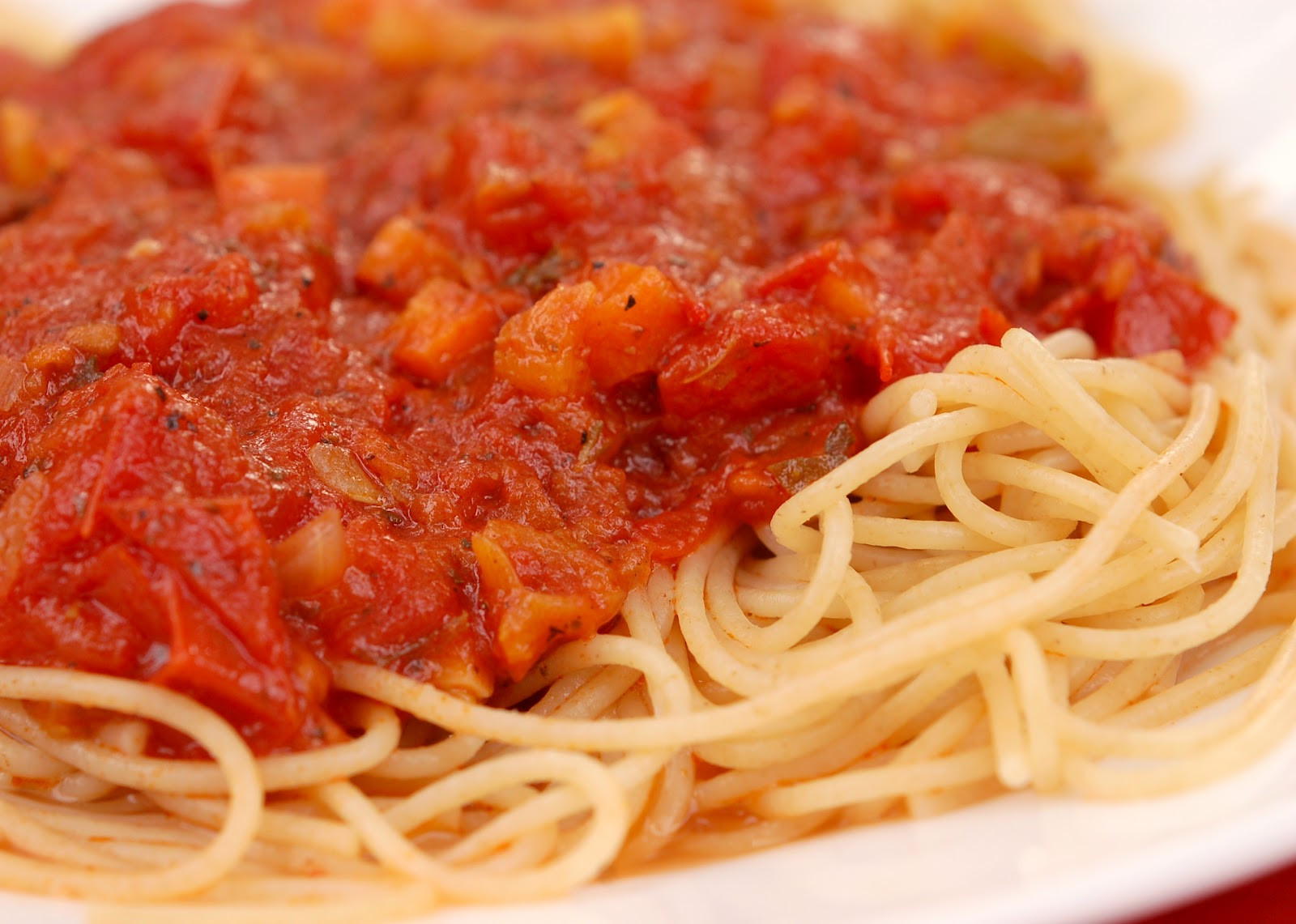 Vegetable Spaghetti Recipe
 A Kitchen Addiction Chunky Garden Ve able Spaghetti Sauce
