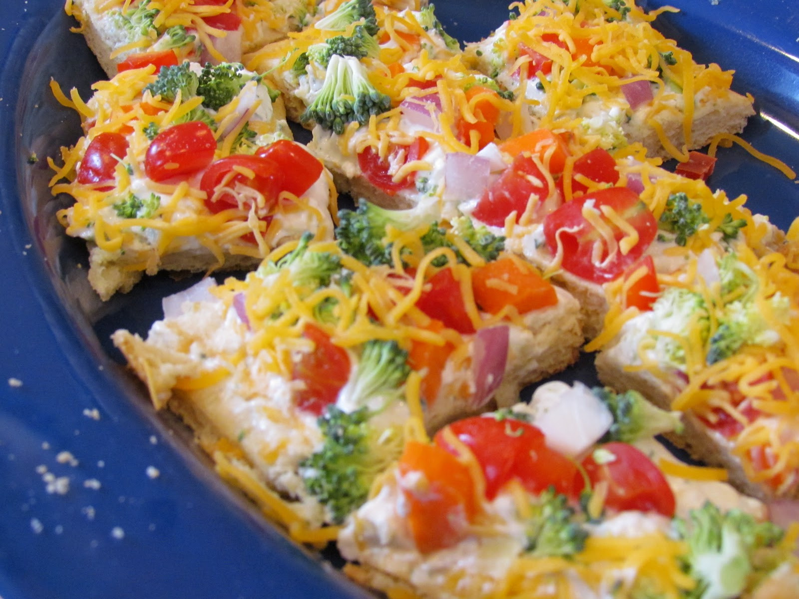 Veggie Pizza Appetizer With Hidden Valley Ranch
 LoisPearl Veggie Pizza for Starters
