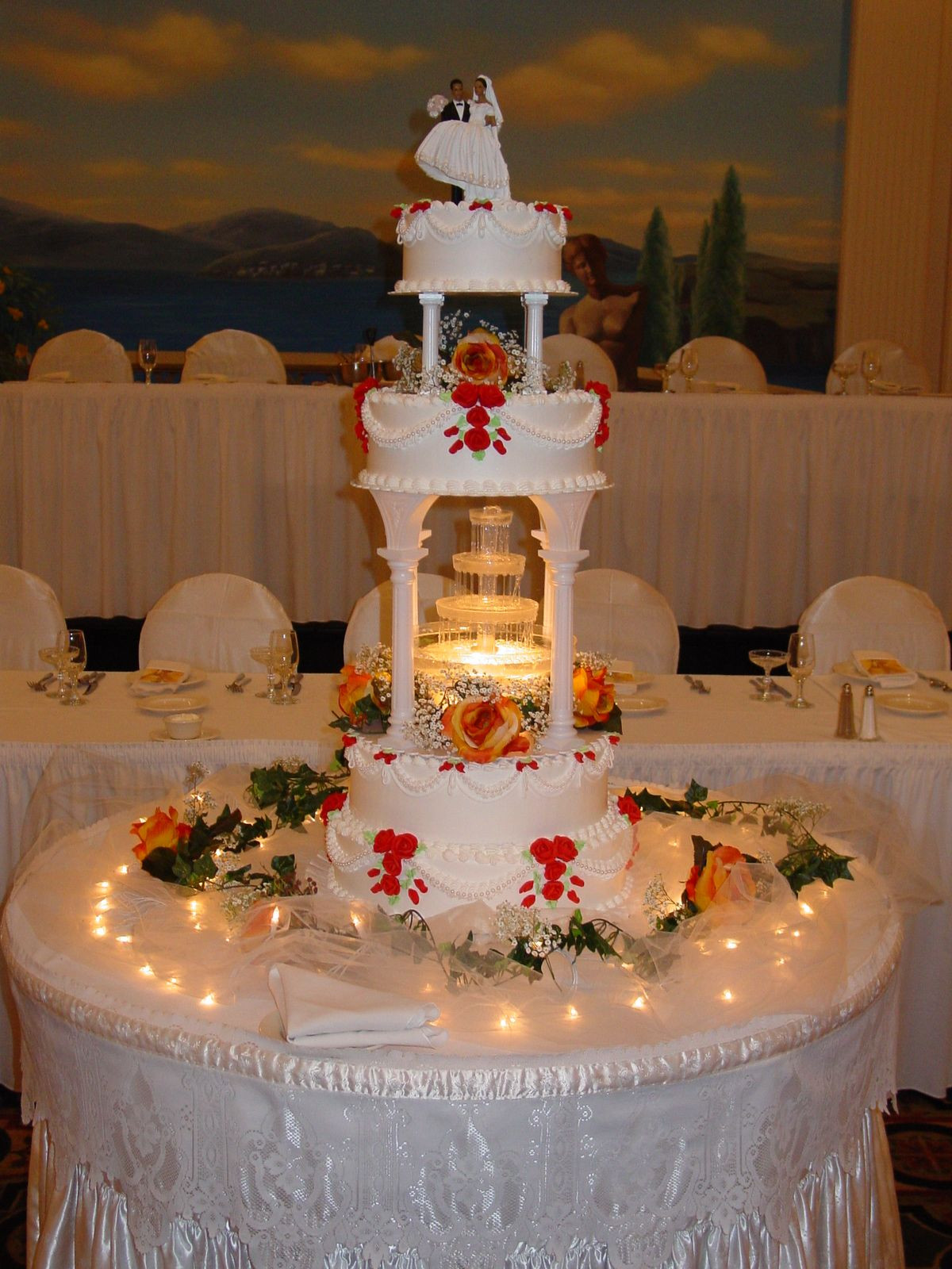 Waterfalls Wedding Cakes
 Beautiful Wedding Cakes with Fountains