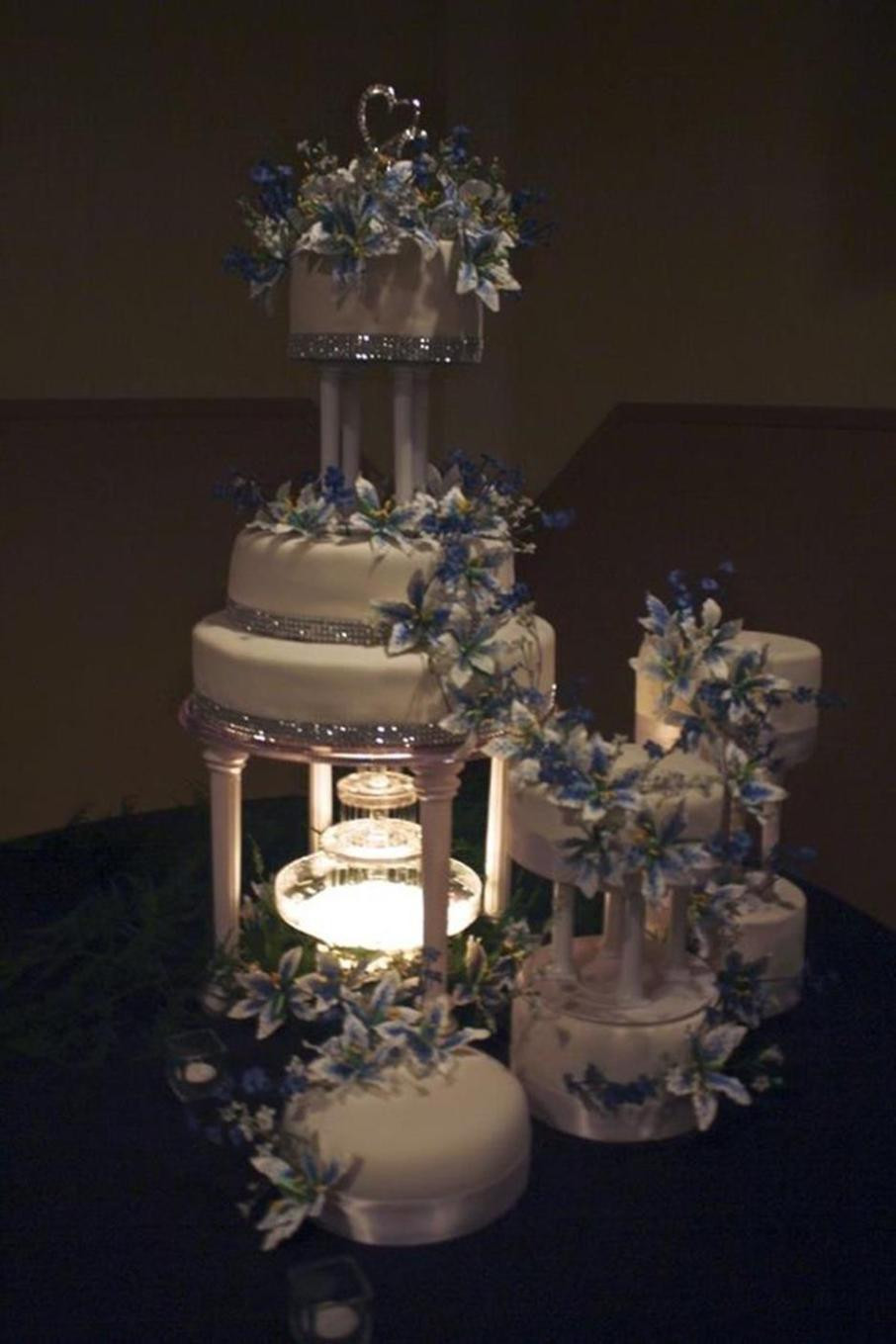 Waterfalls Wedding Cakes
 29 Amazing Waterfall Wedding Cakes Ideas Fashion and Wedding