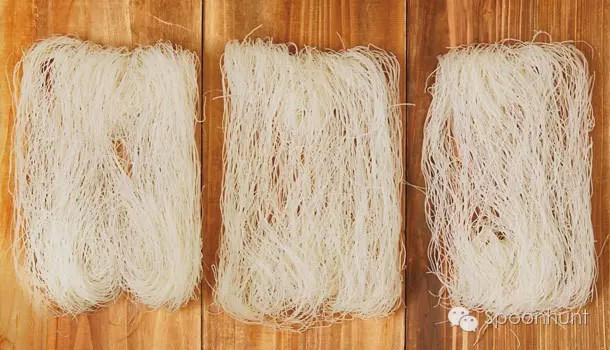 White Chinese Noodles All You Need to Know About Chinese Noodle Varieties