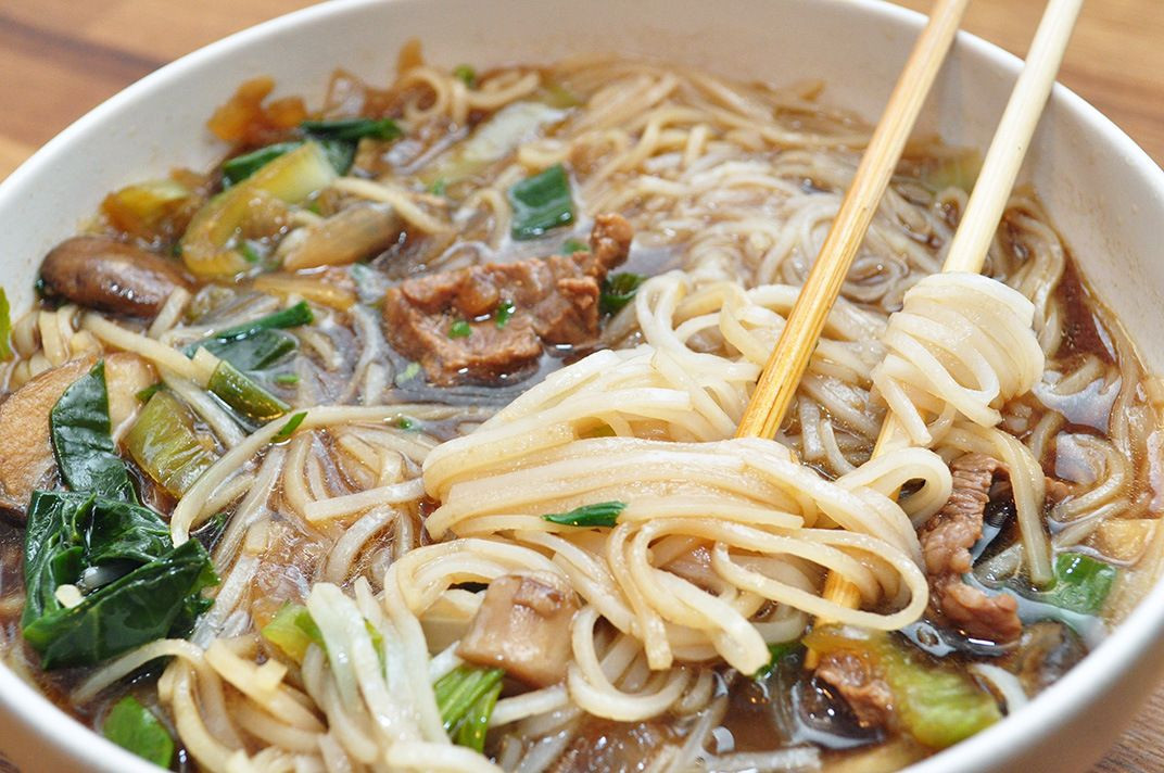White Chinese Noodles Easy Asian noodle & beef soup