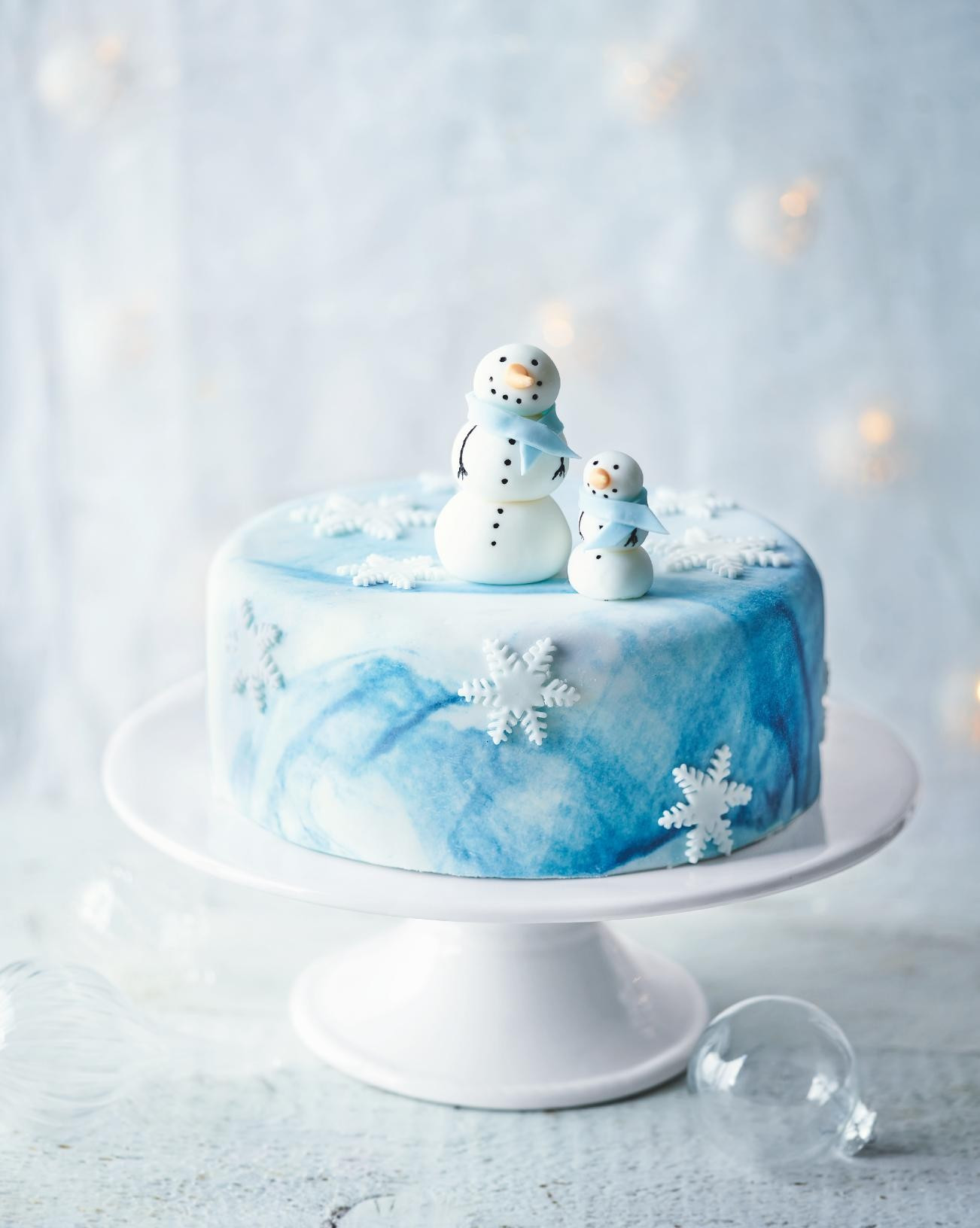Winter Wonderland Birthday Cake
 How to make a WINTER WONDERLAND CAKE
