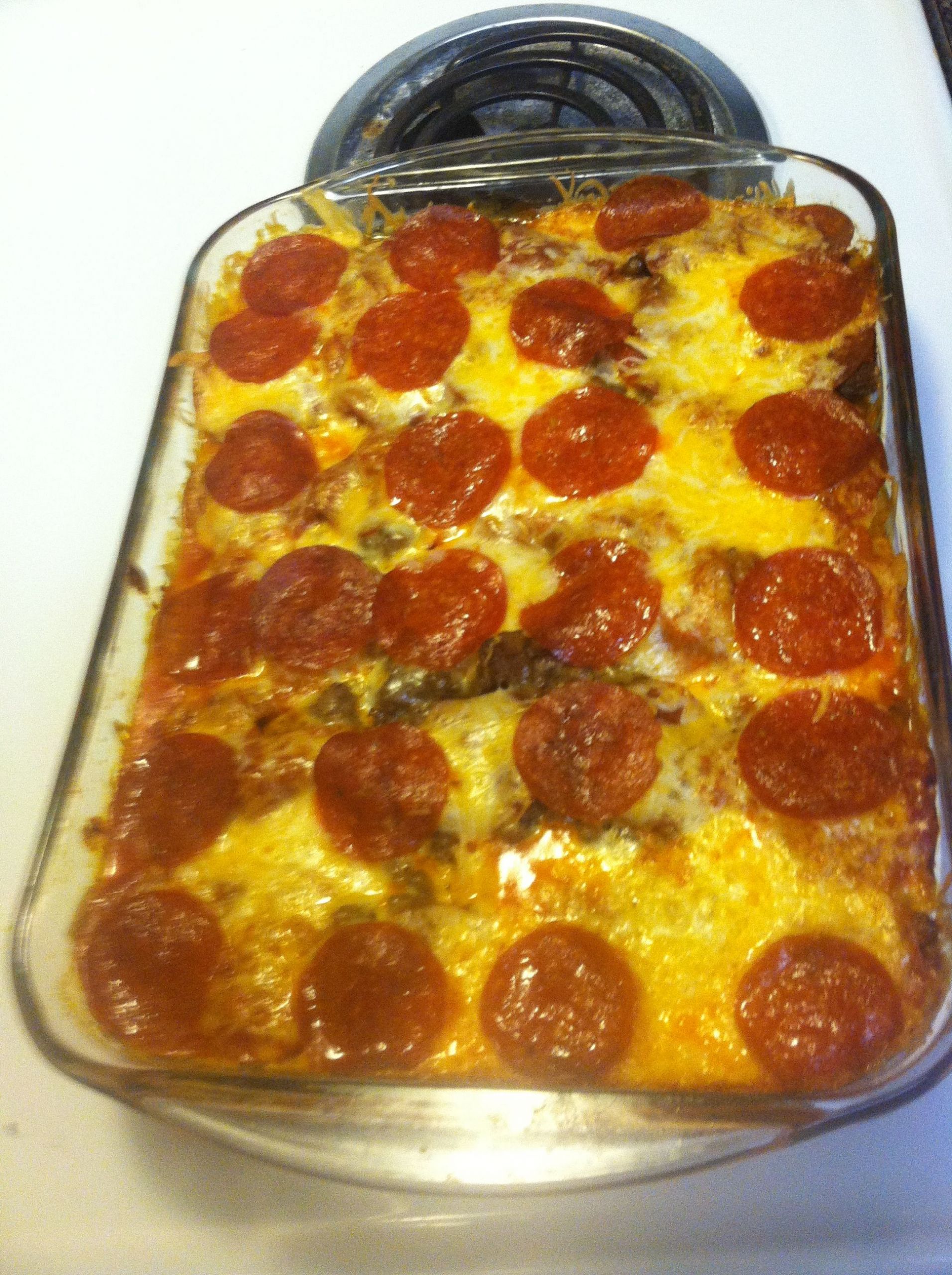 Pizza Casserole With Egg Noodles
 Pizza casserole I made it my self 5 ingre nts 1 1 1