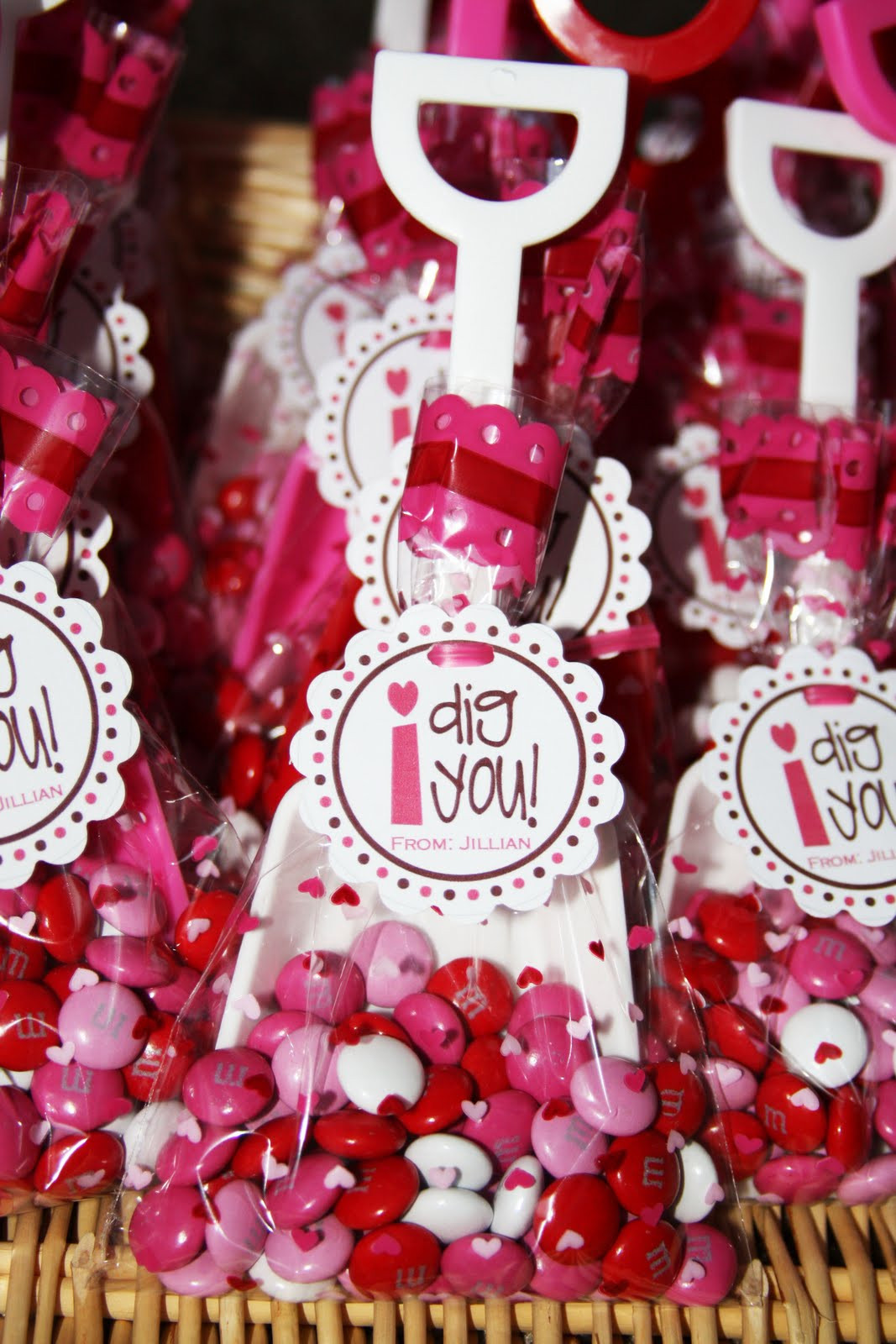 Gift Ideas For Kids For Valentines Day
 Cute Food For Kids Valentine s Day Treat Bag Ideas