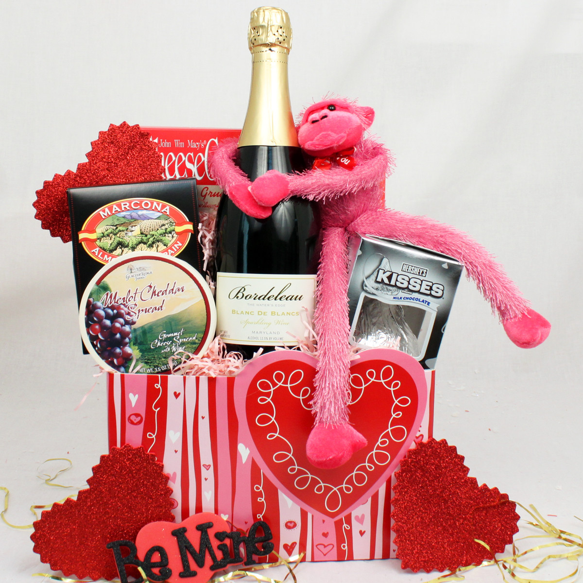 Romantic Valentine Day Gift Ideas
 Valentine Gift Baskets Ideas InspirationSeek