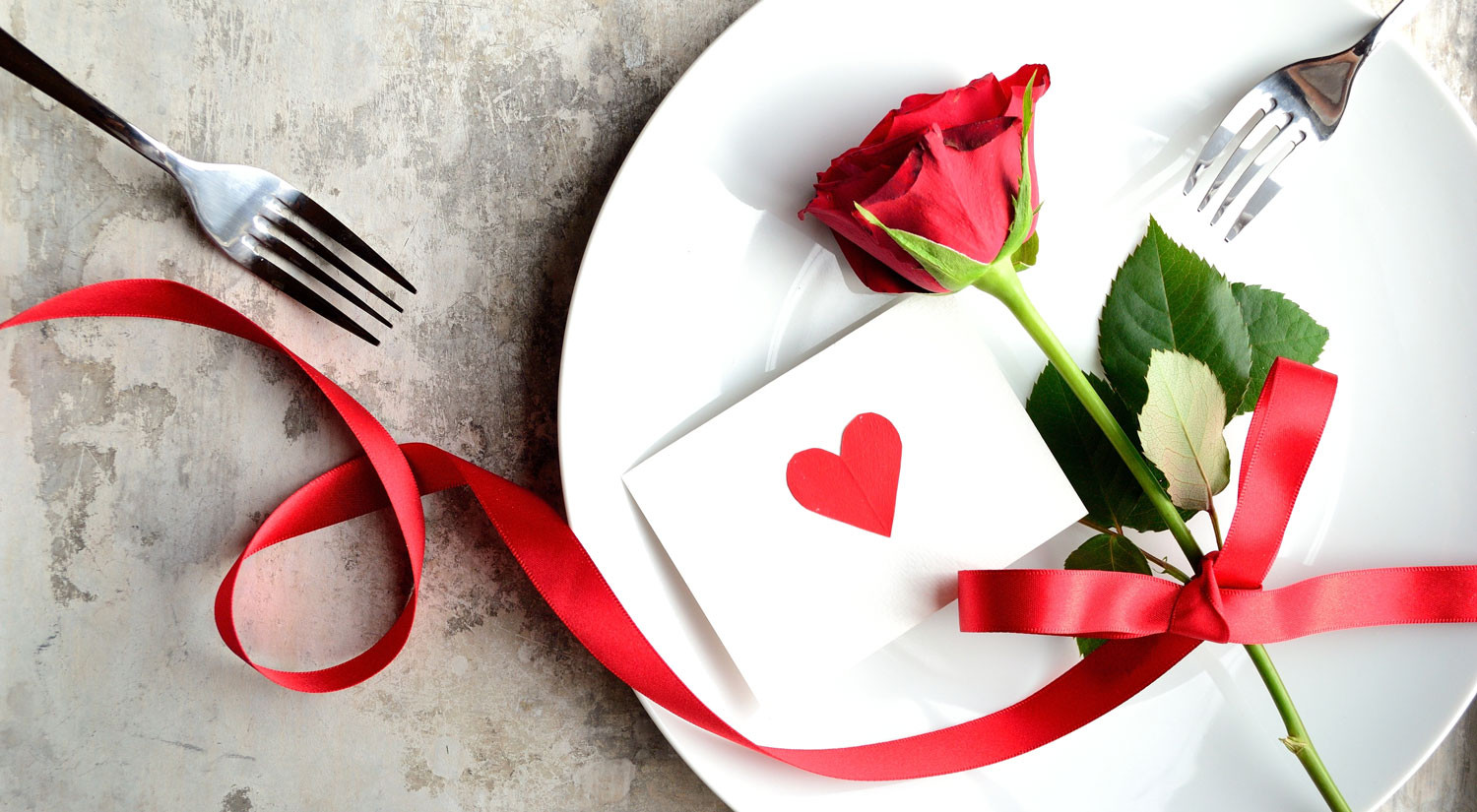 Romantic Valentine Dinners
 35 Romantic Dinner Recipes and Ideas for the Perfect