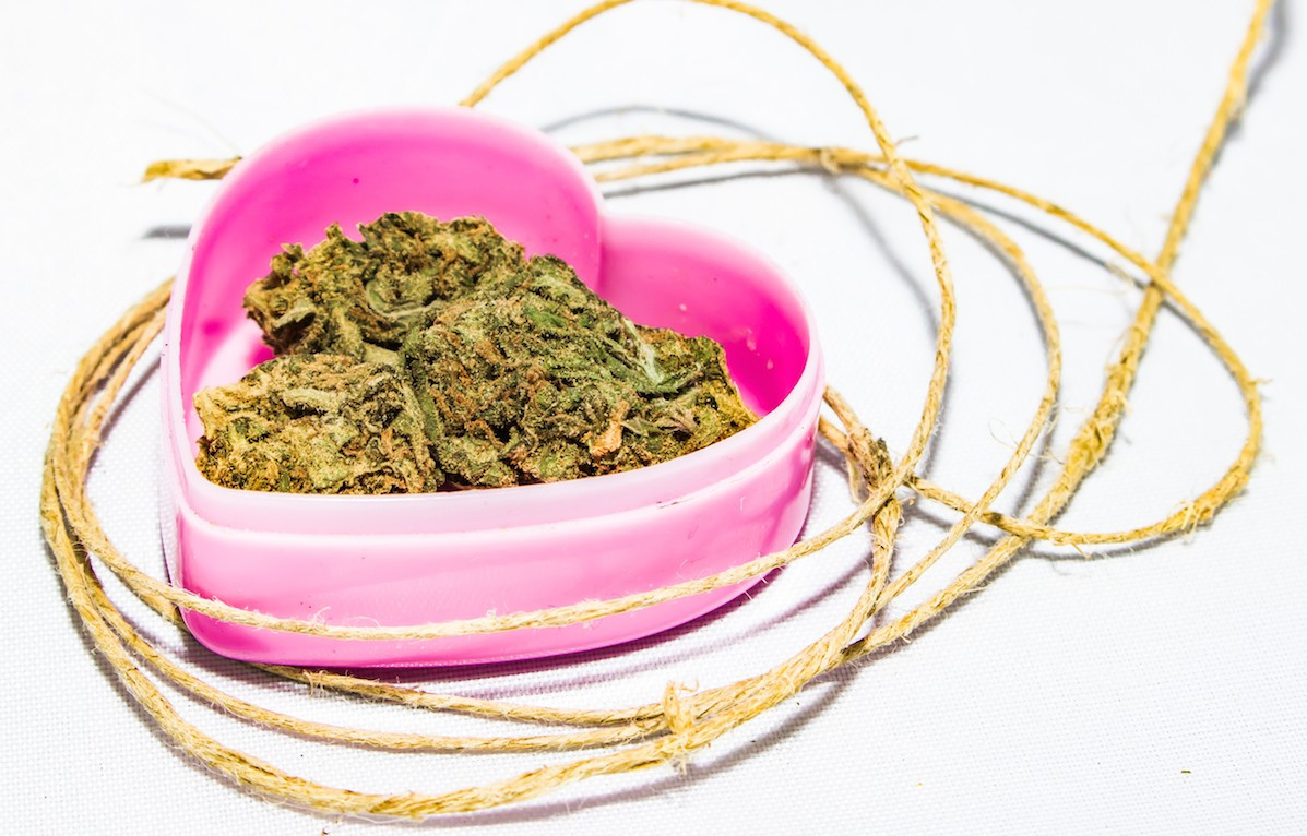 Stoner Valentines Day Gifts
 Gifts Stoners Would Love on Valentine s Day