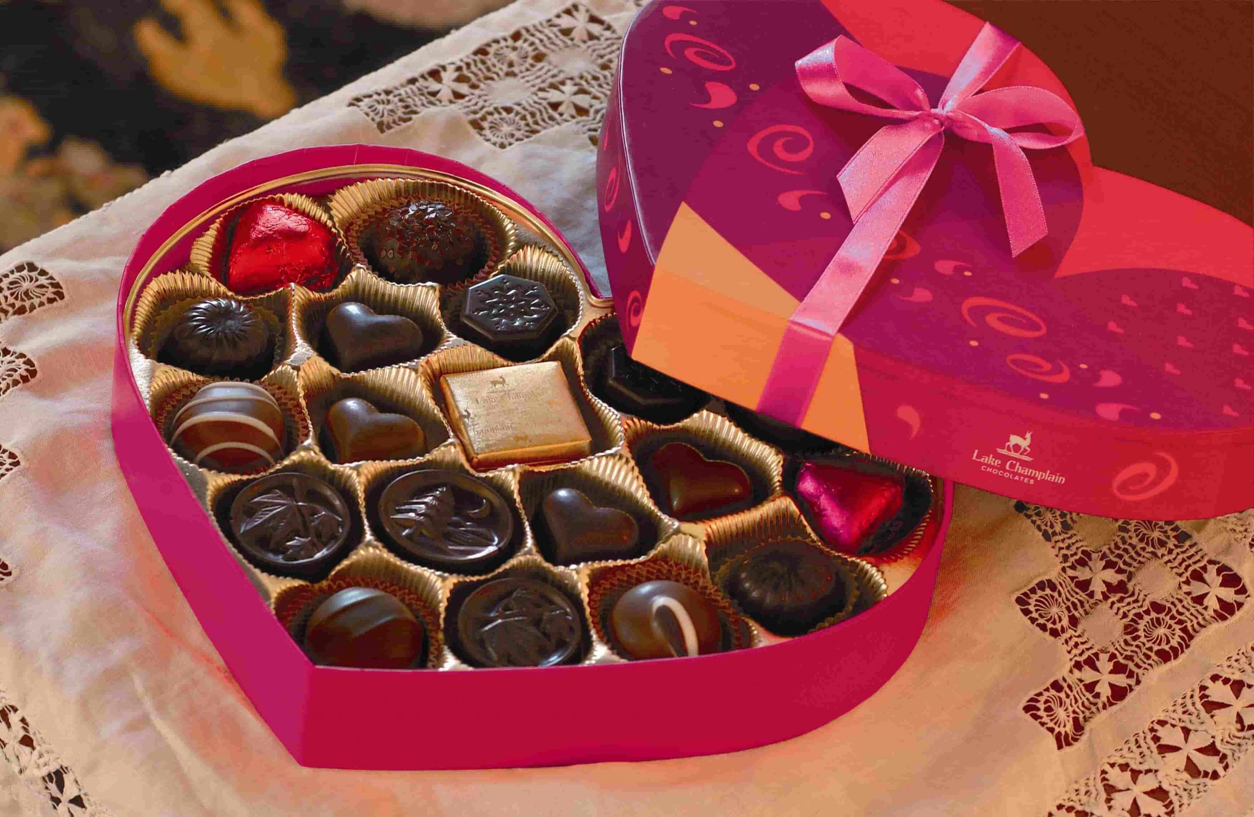 Valentine Candy Gift Ideas
 Mesmerizing Valentine s Day Chocolate & Chocolate Gift