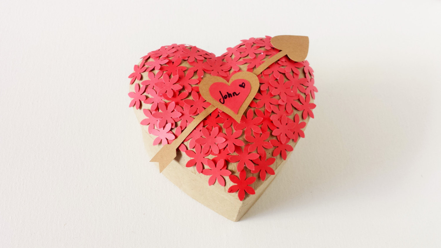 Valentine Day Gift Box Ideas
 18 Cute Little Gift Box Ideas for Valentine s Day