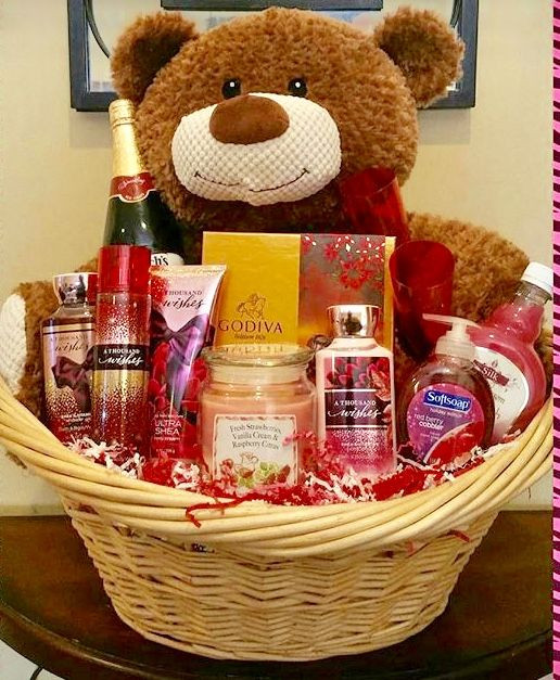 Valentine Day Gift Ideas For Mom
 Valentines baskets