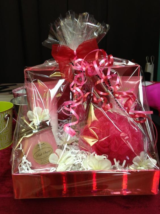 Valentine Day Gift Ideas For Mom
 pink t basket