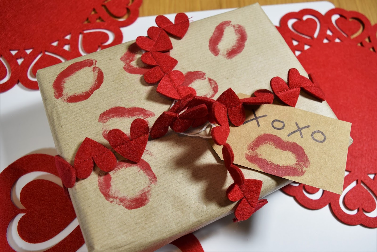 Valentine Gift Wrapping Ideas
 DIY VALENTINE S DAY GIFT WRAPPING A Life With Frills