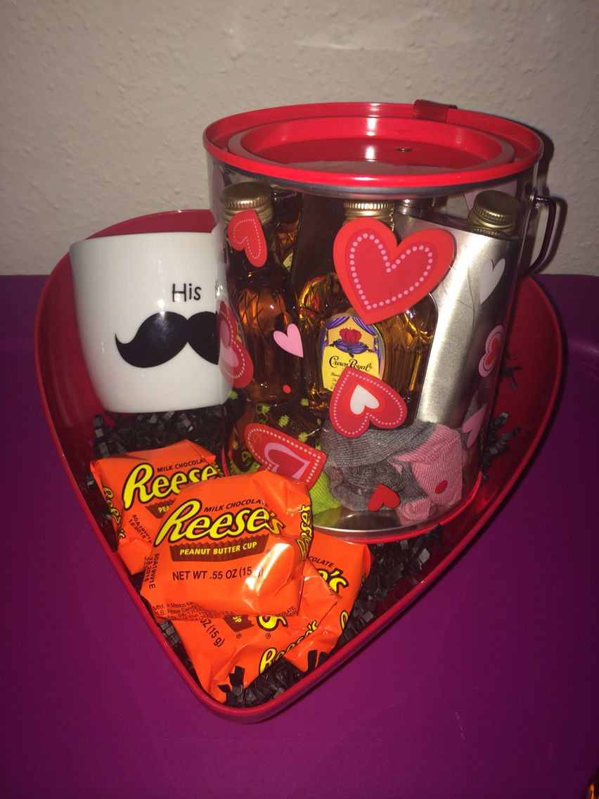 Valentine'S Day Gift Basket Ideas For Him
 Valentines Day Custom Gift Basket for Him