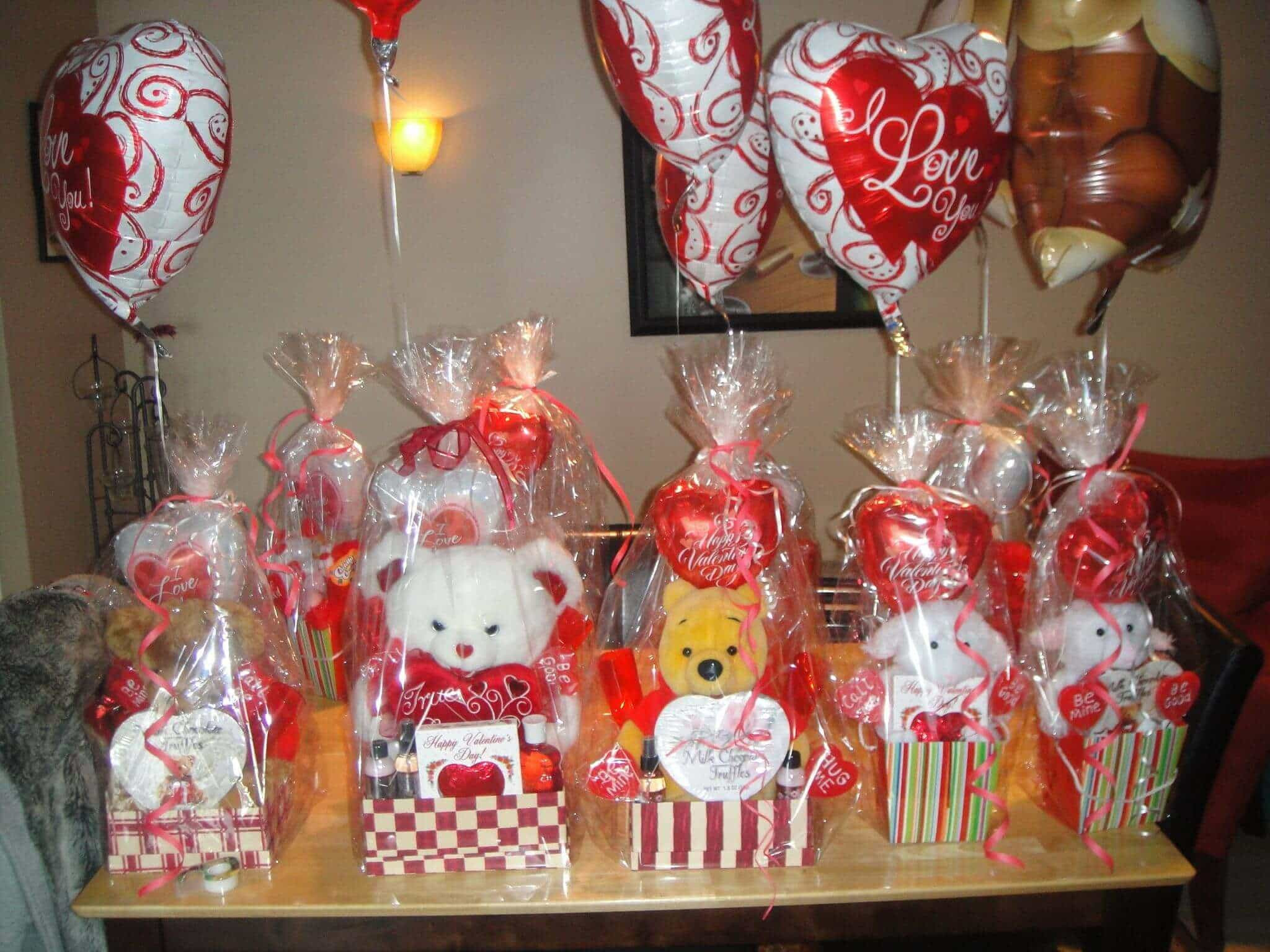 Valentine'S Day Gift Delivery Ideas
 Best Valentine s Day Gift Baskets Boxes & Gift Sets Ideas