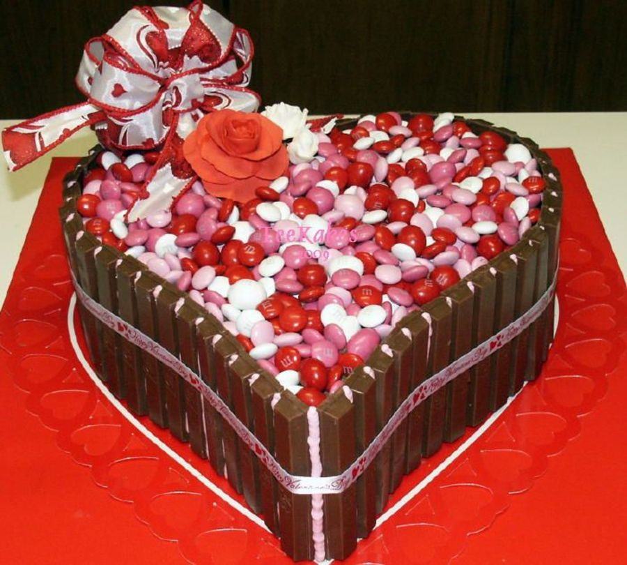 Valentines Day Cake Design
 Valentine Candy Cake CakeCentral