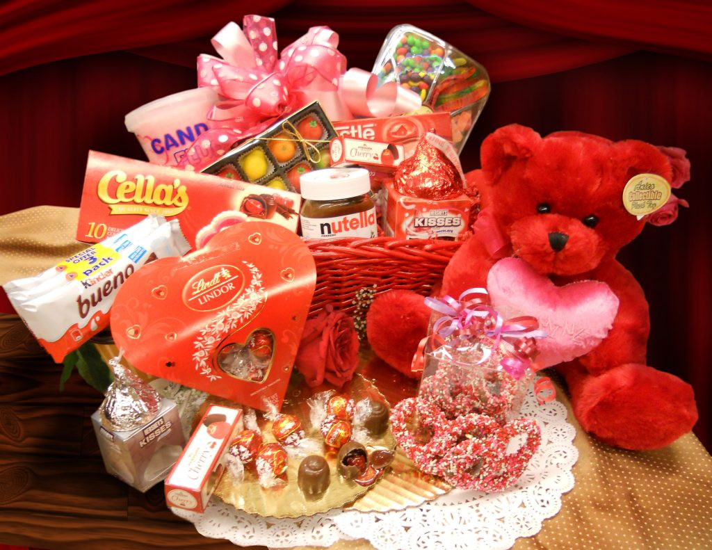 Valentines Day Gift Baskets
 Send Valentine’s Day Gifts To Any Part The World