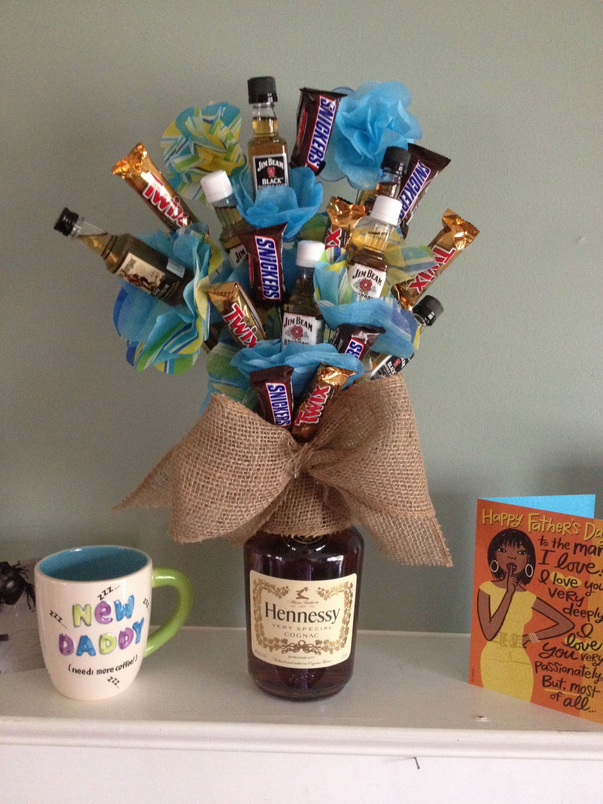 Valentines Day Gifts For Daddy
 Man Flowers Father s Day Hennessey candy t DIY
