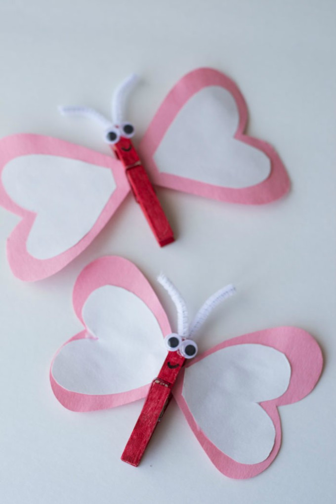 Valentines Day Toddler Craft
 Over 21 Valentine s Day Crafts for Kids to Make that Will